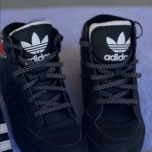 COPY - ADIDAS BOYS SNEAKERS